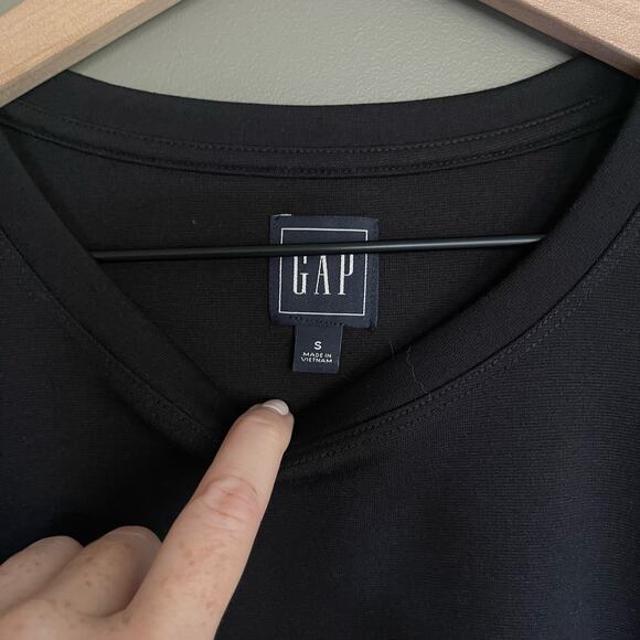 GAP Maternity Side Zip Nursing Dress in Ponte Black Sz Small Classic Comfortable - Picture 10 of 16